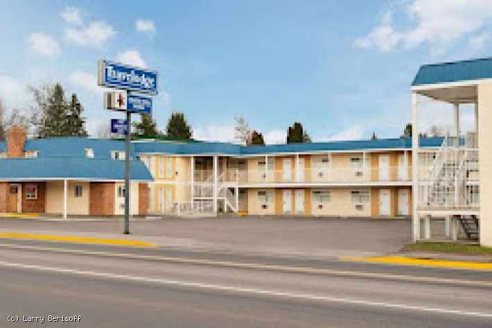 Cariboo Franchise Motel